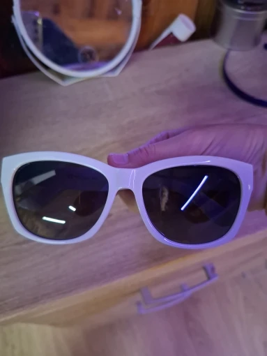 Photo from a shopper's review